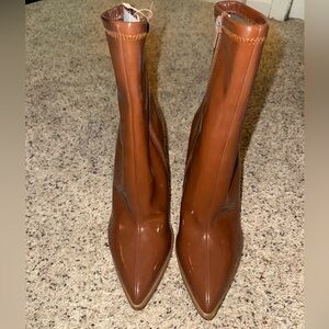 Steve Madden Brown Patent Leather Ankle Boots